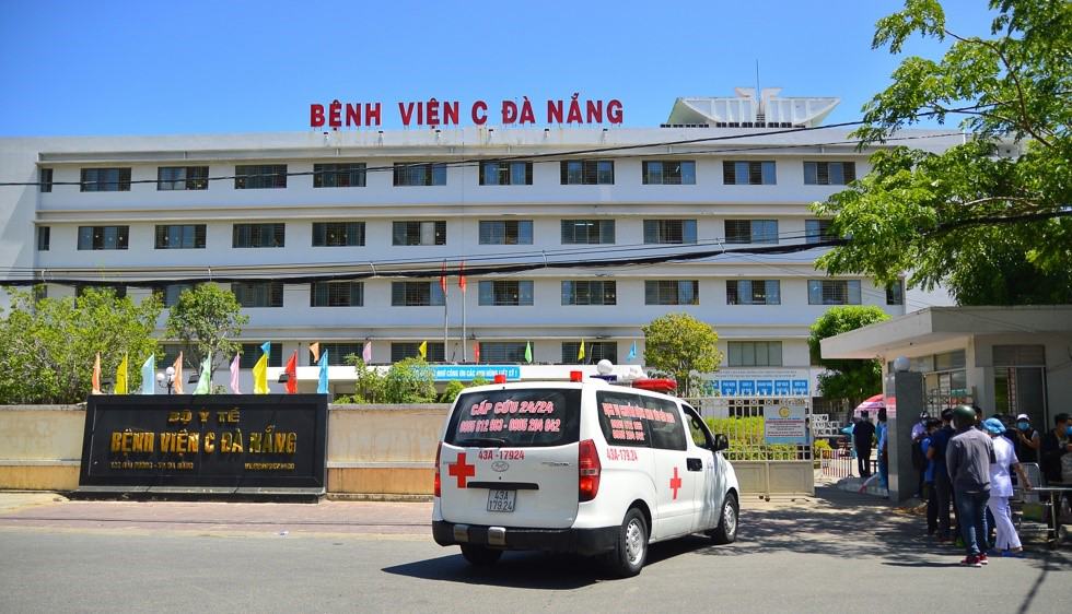 Bệnh viện C Đà Nẵng, một trong những tuyến đầu nơi hàng ngàn Y – Bác sĩ và Nhân viên Y tế đang ngày đêm vất vả chiến đấu với dịch bệnh